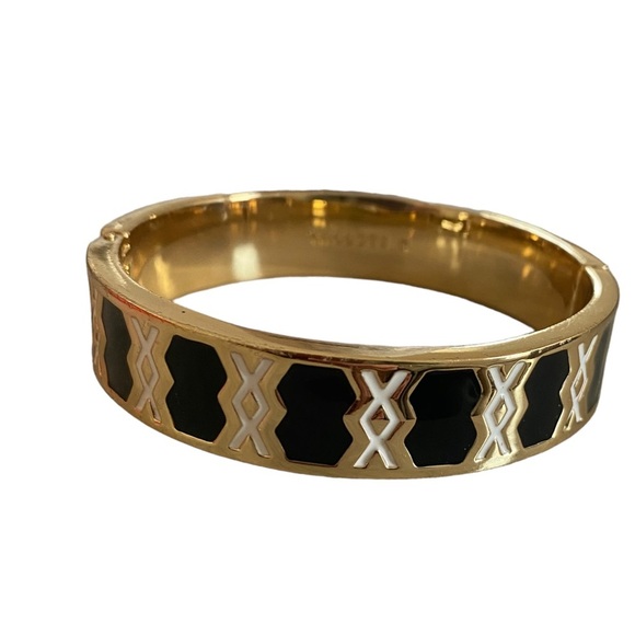 Talbots Jewelry - Talbots black white gold tone bracelet hinged